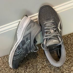 Comfortable, cute womens asics sneakers